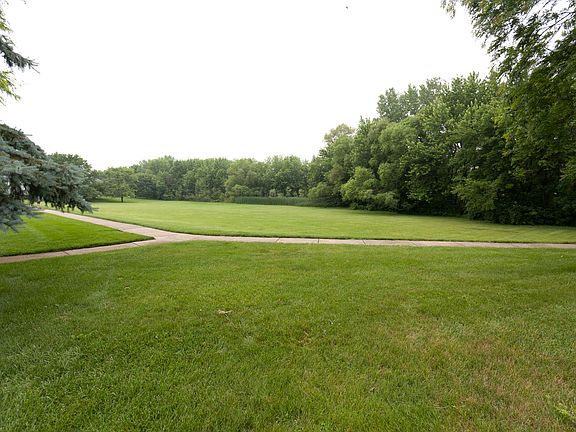 2nd image of 96 96 Midhurst Ct 201 D Ct #201D