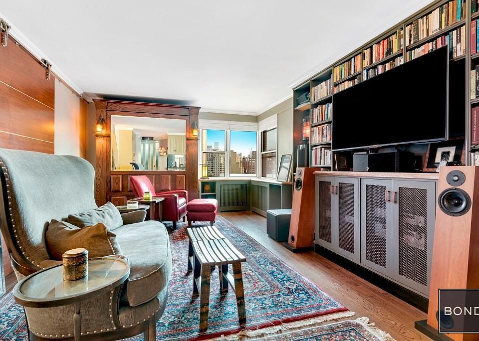 1st image of 54 8th Ave #14A