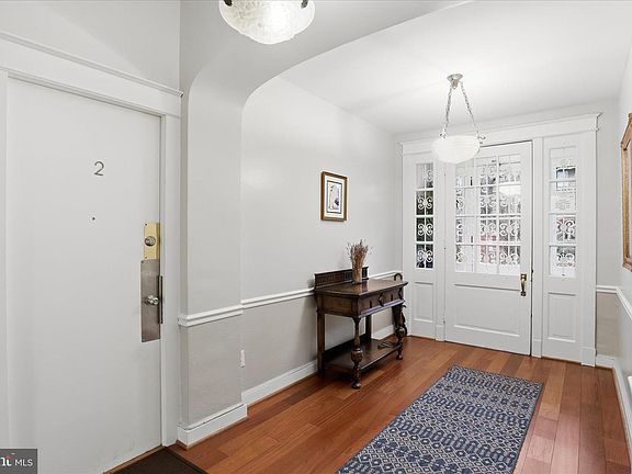 5th image of 1835 16th St NW APT 2