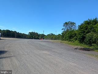 1st image of 720 Pinehurst Rd