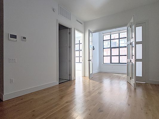 3rd image of 41-21 28th St #2L
