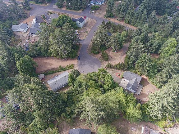4th image of 758 Pintail Court SE