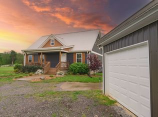 425 Hickman Rd, Liberty, TN 37095