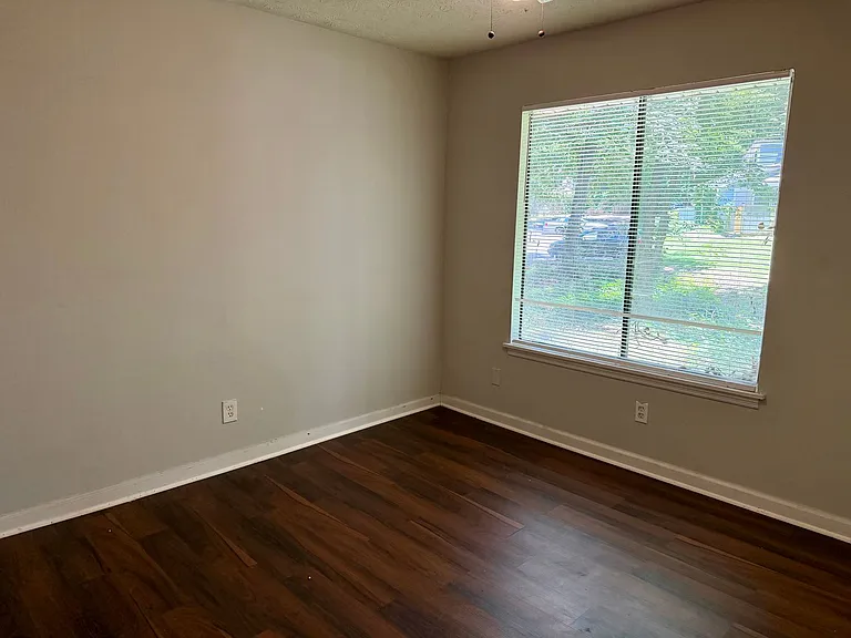 8588 Creekwood Way — Photo 15