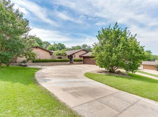 4216 Stonedale Rd, Fort Worth, TX 76116