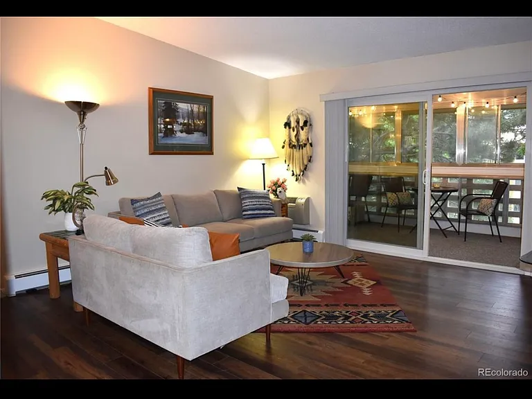 350 S Clinton St #11D — Photo 6