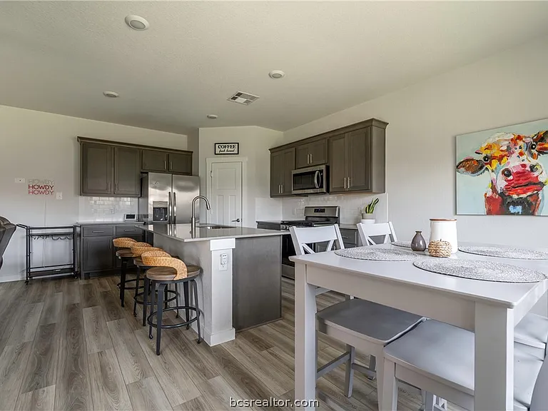 956 Lady Bird Ln — Photo 13
