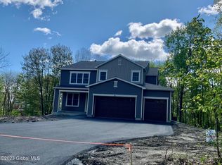 70 Wheatfield Way, Mechanicville, NY 12118