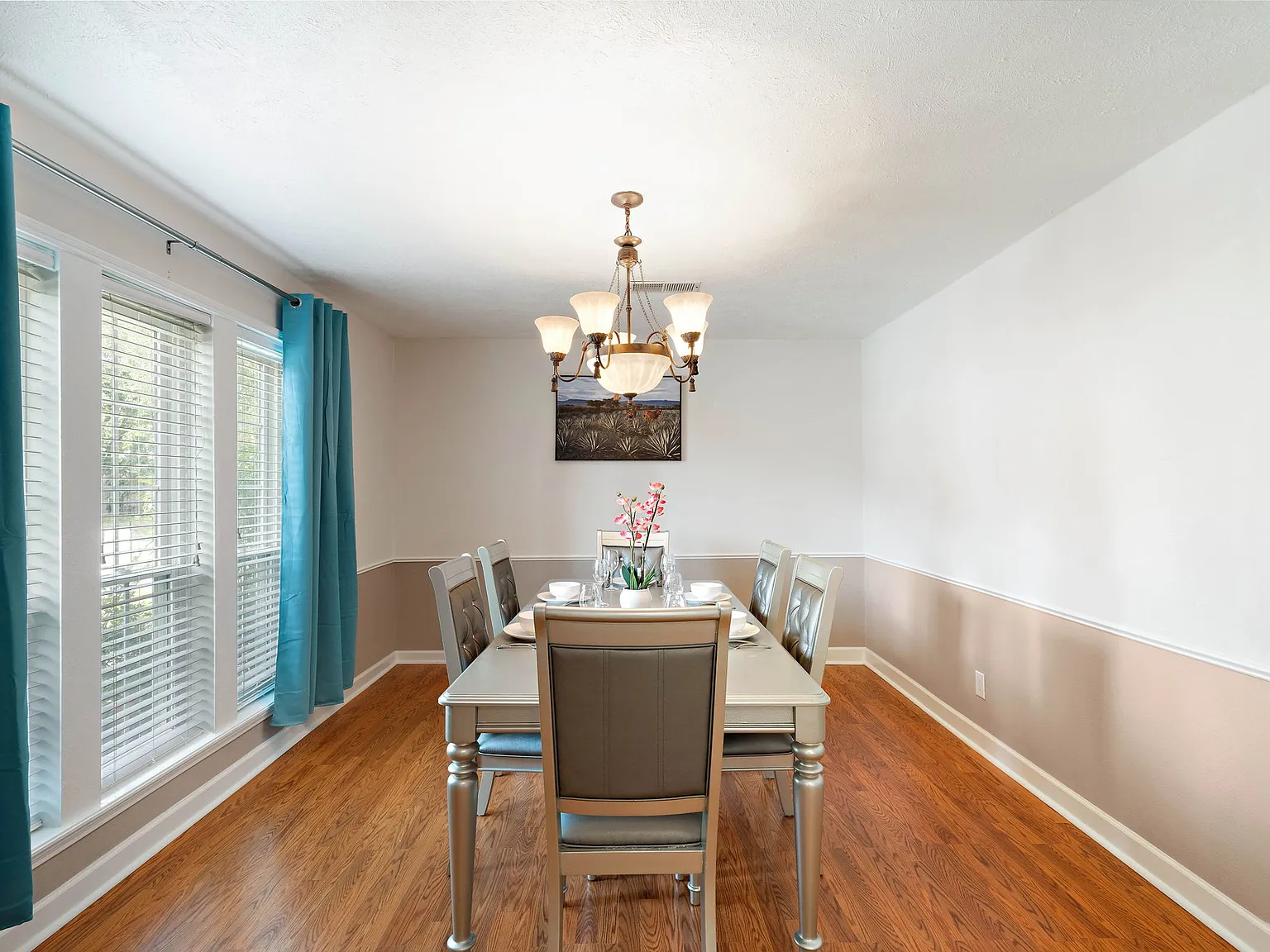4 bed, $7,050 — Photo 4