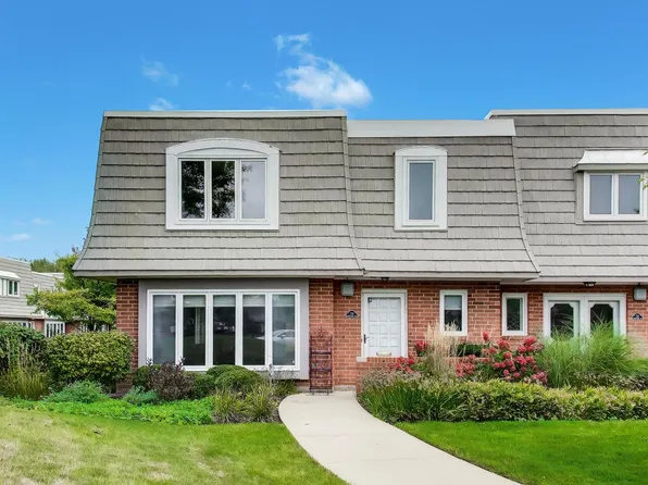 739 Concorde Dr, Highland Park, IL 60035
