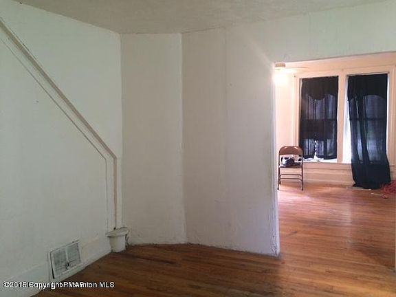 5th image of 164 N Courtland St