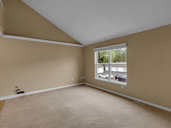 2nd image of 3260-3278 Millersport Hwy #4