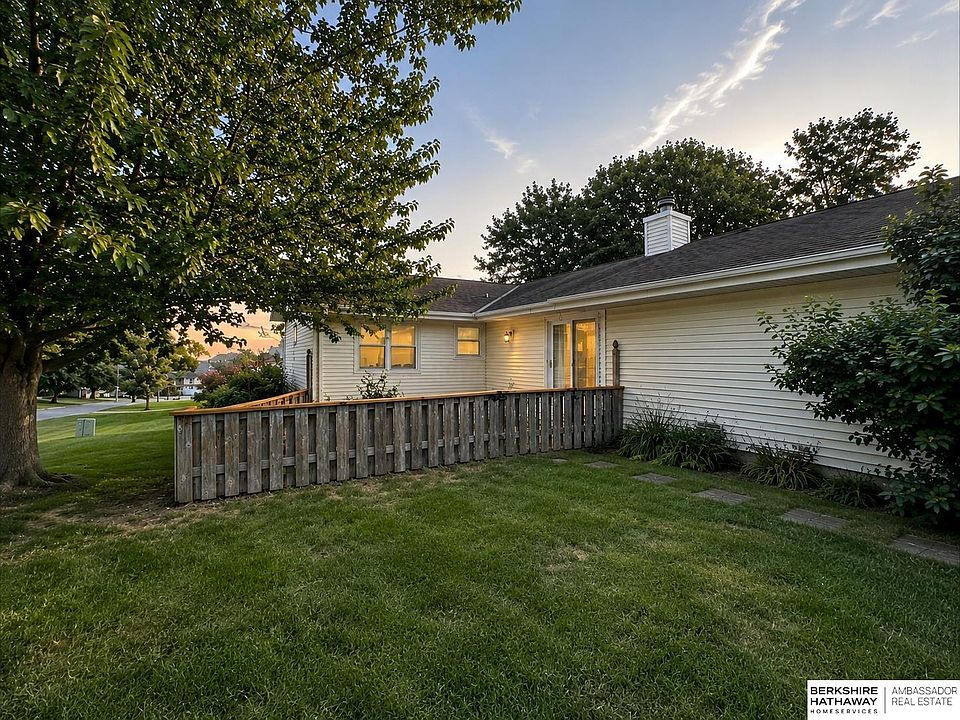 1st image of 16116 Arbor Ct