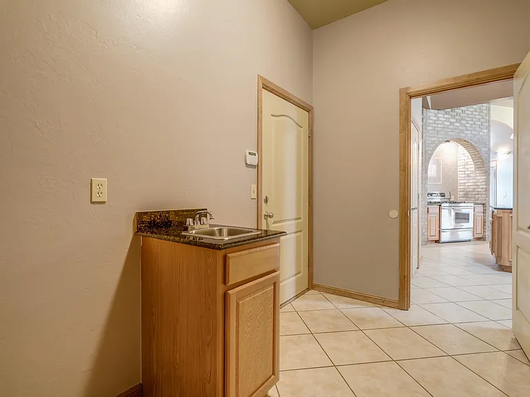 17108 Prestwick Cir — Photo 45
