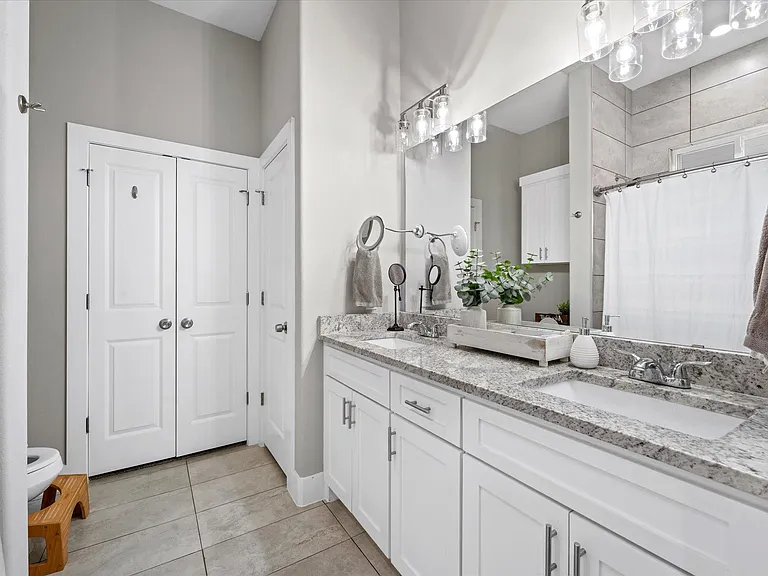 4520 Garrison St — Photo 13