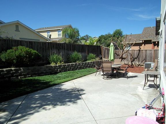 5th image of 206 Vineyard Valley Way