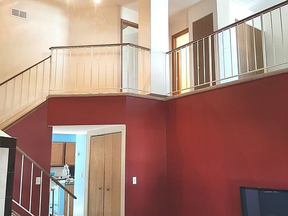 5th image of 1528 Apple Grove Ln