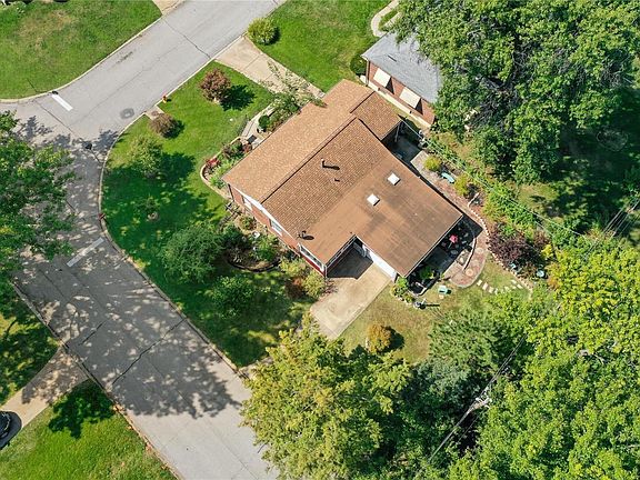 4th image of 1101 Troy Dr