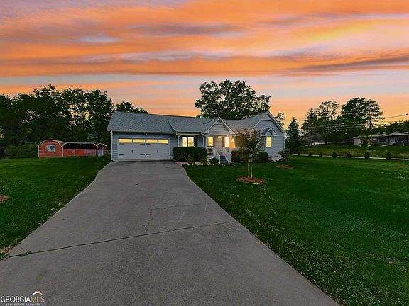 2nd image of 10 Southwood Dr NW