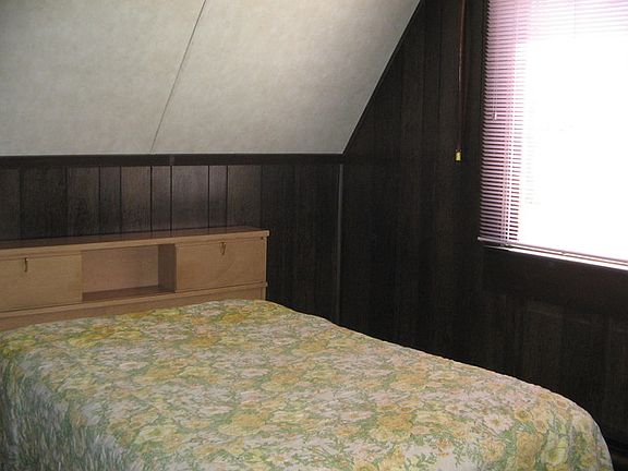 5th image of 1438 E Country Club Ln