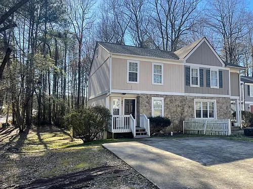 401 Water Oak Way Photo 1