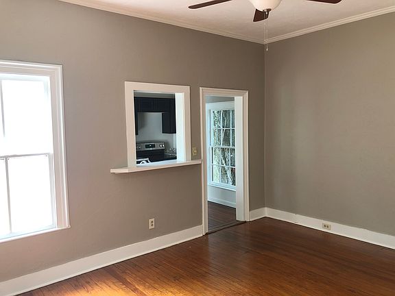 5th image of 304 SE 7th St #A