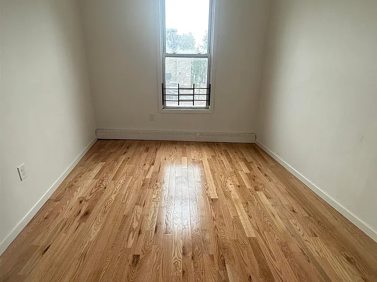 190 Clinton Ave #2 — Photo 5