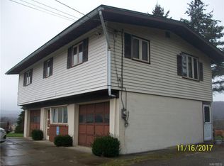 6184 Peth Rd, Great Valley, NY 14741