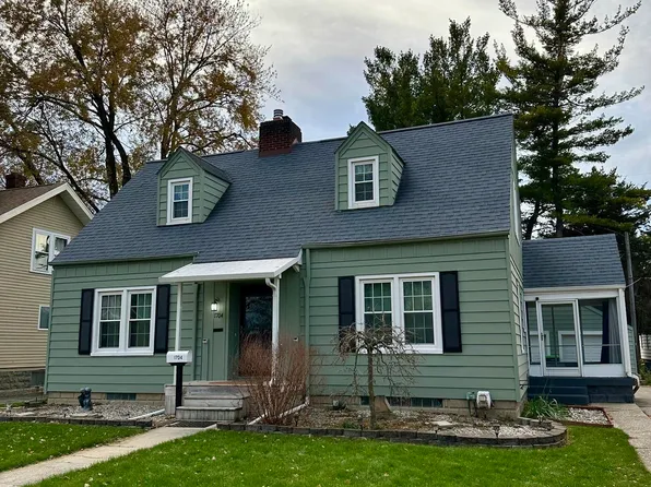 1704 S Warner St, Bay City, MI 48706