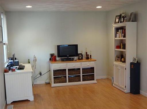 5th image of 41 Clematis Ave