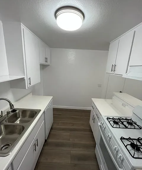 Sunrise Apartments Homes — Photo 2