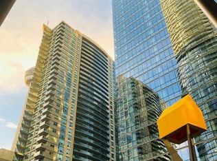 12 York St #1605-C01, Toronto, ON M5J 0A9