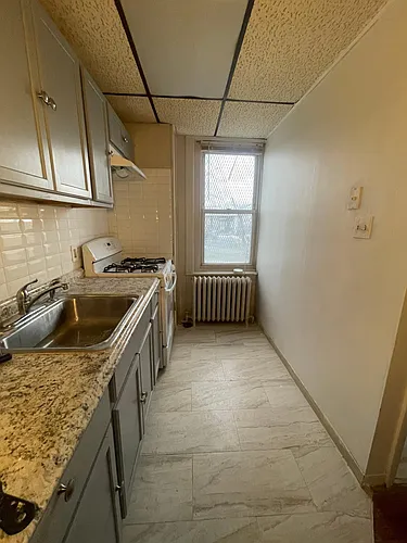 6040 Elmwood Ave #1 Photo 1