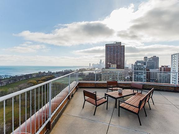 3rd image of 3100 N Lake Shore Dr APT 612