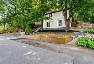 2nd image of 9 Walden Pond Ave