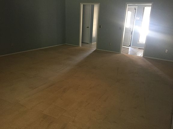 3rd image of 7233 NW 120th St