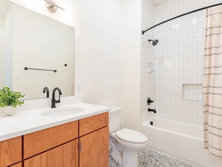 1310 Lischey Ave #307 — Photo 7