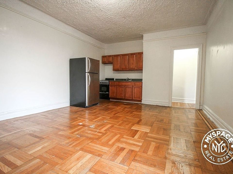 1st image of 240 Crown St APT 4Z