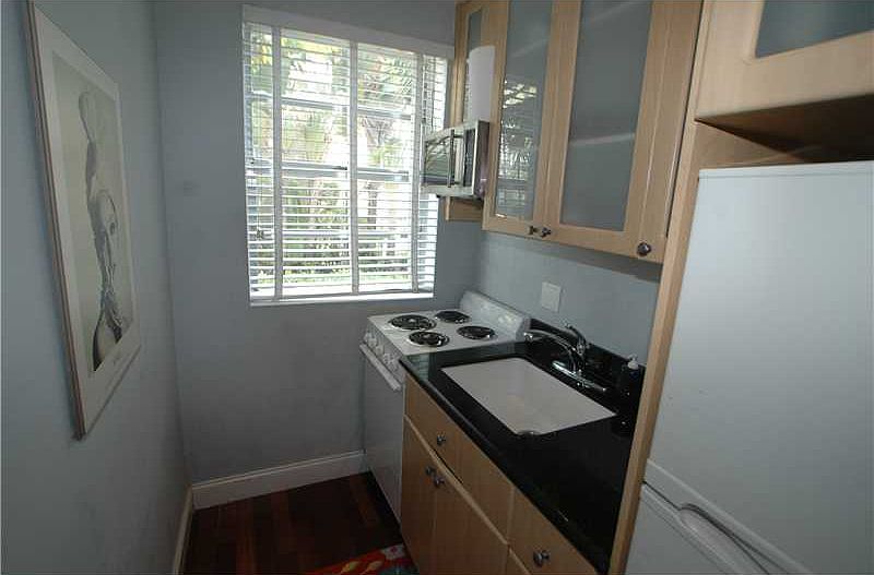 1st image of 420 15th St APT 102