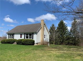 8689 Rochester Rd, Gasport, NY 14067