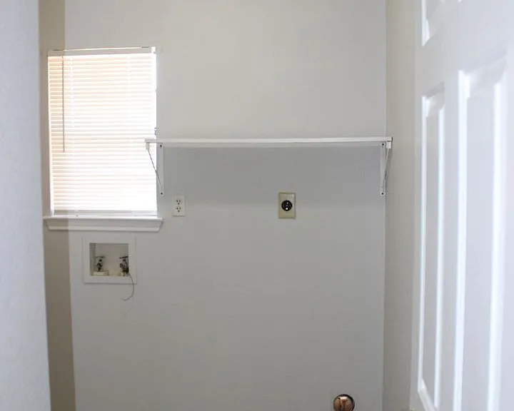 4801 Addie Dr — Photo 12