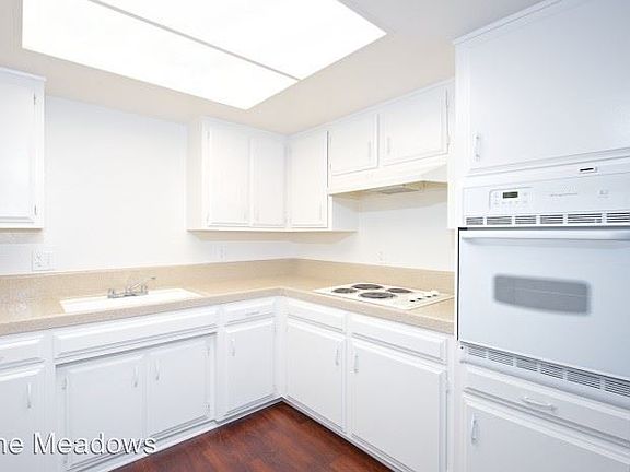 4th image of 1120 Meadow Lake Dr APT 4