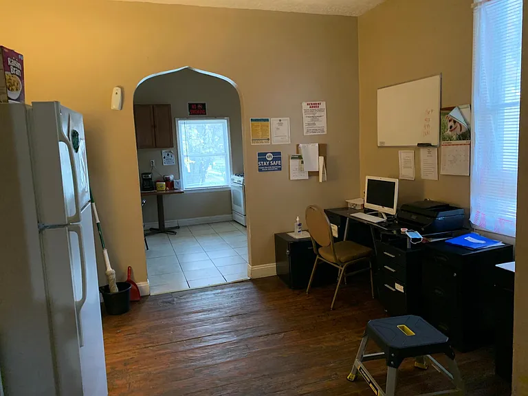 4002 Fernhill Ave — Photo 15