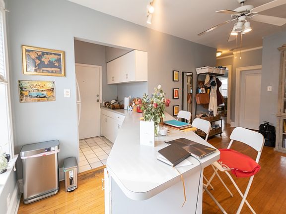 2nd image of 445 W Saint James Pl #3