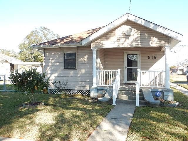 1st image of 619 Pailet Ave