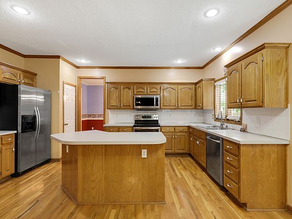 2nd image of 8980 W 125th Ter