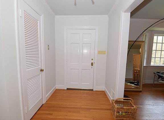 3rd image of 3729 Wainfleet Dr