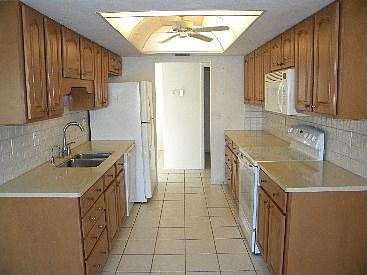 2nd image of 1713 N Gondola Ct