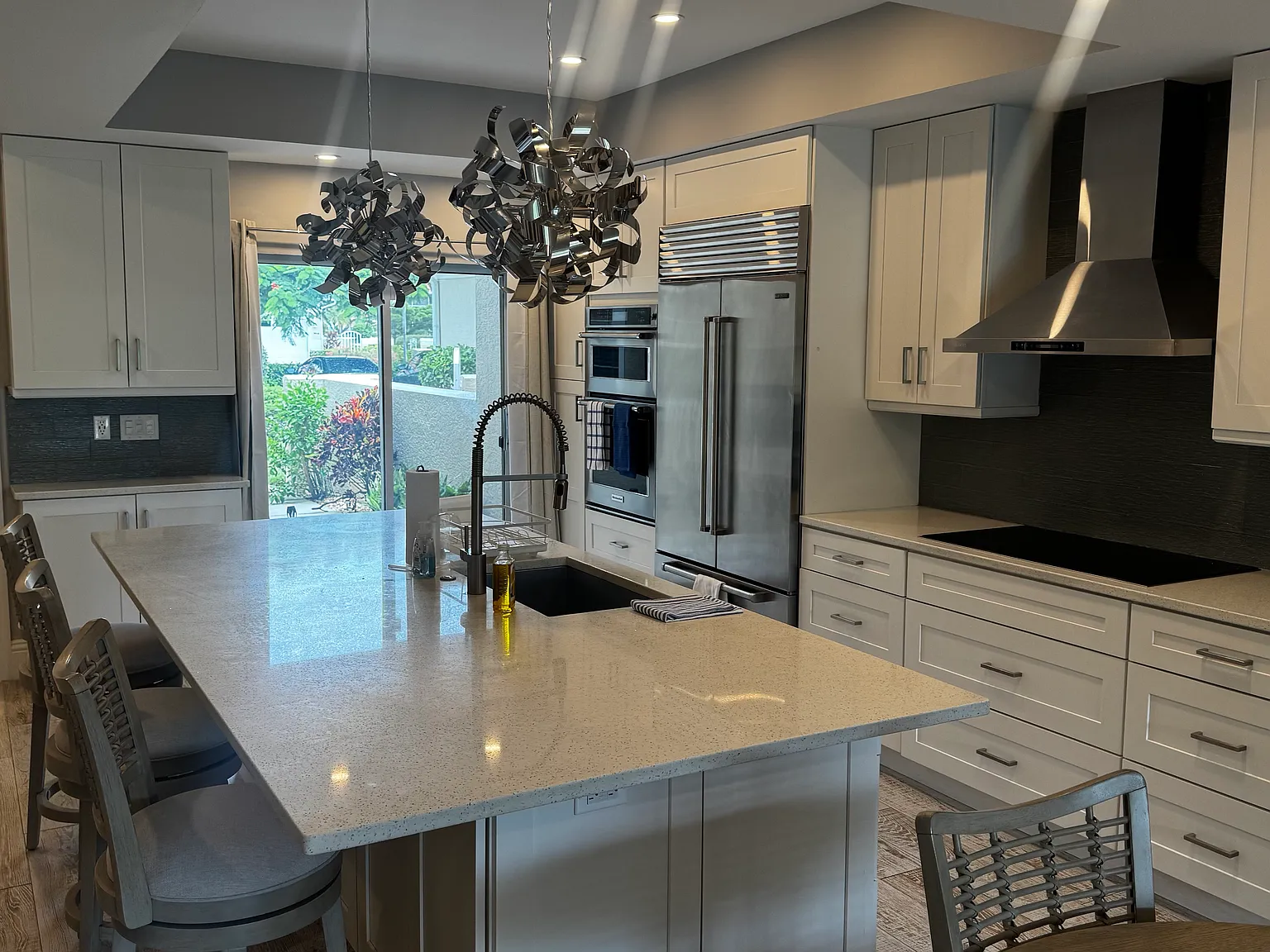 2 bed, 1512 sqft, $5,750 — Photo 3