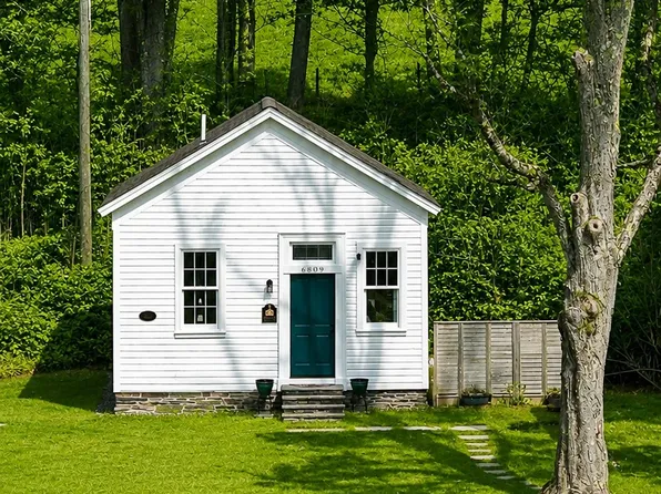 6809 E Handsome Brook Rd, Franklin, NY 13775